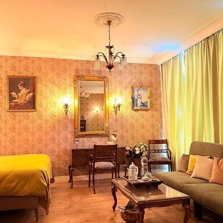 Luxurious Classical Dutch Styled Room In City Centre Of The Hague - Home Stay Kültér fotó